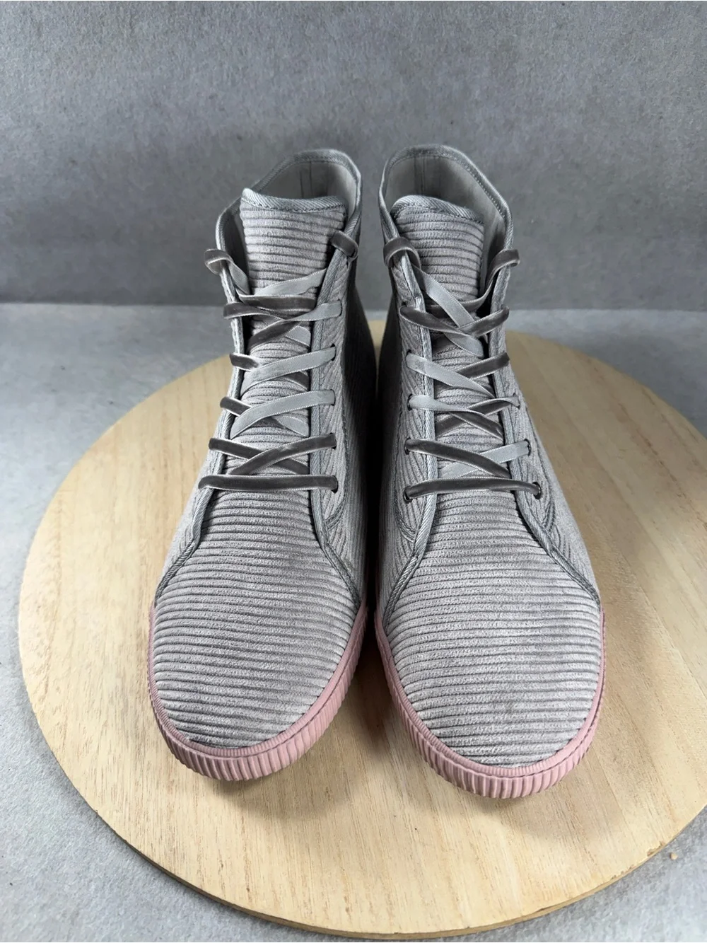 Toms Camarillo Womens 12 Grey Corduroy Velvet Lace Pink Rubber Sole Sneaker Boot